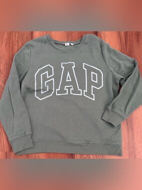 GAP Women’s Olive Green Crewneck Sweatshirt, Large